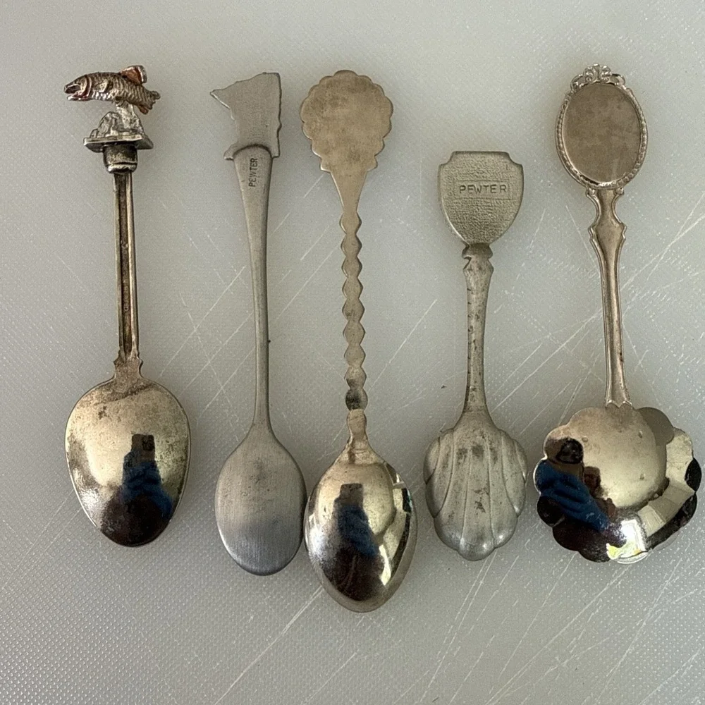 Lot of 13 State/Country Collector Spoons BC, ID, GA, NV, CO, W.VA, MN, PA, CA